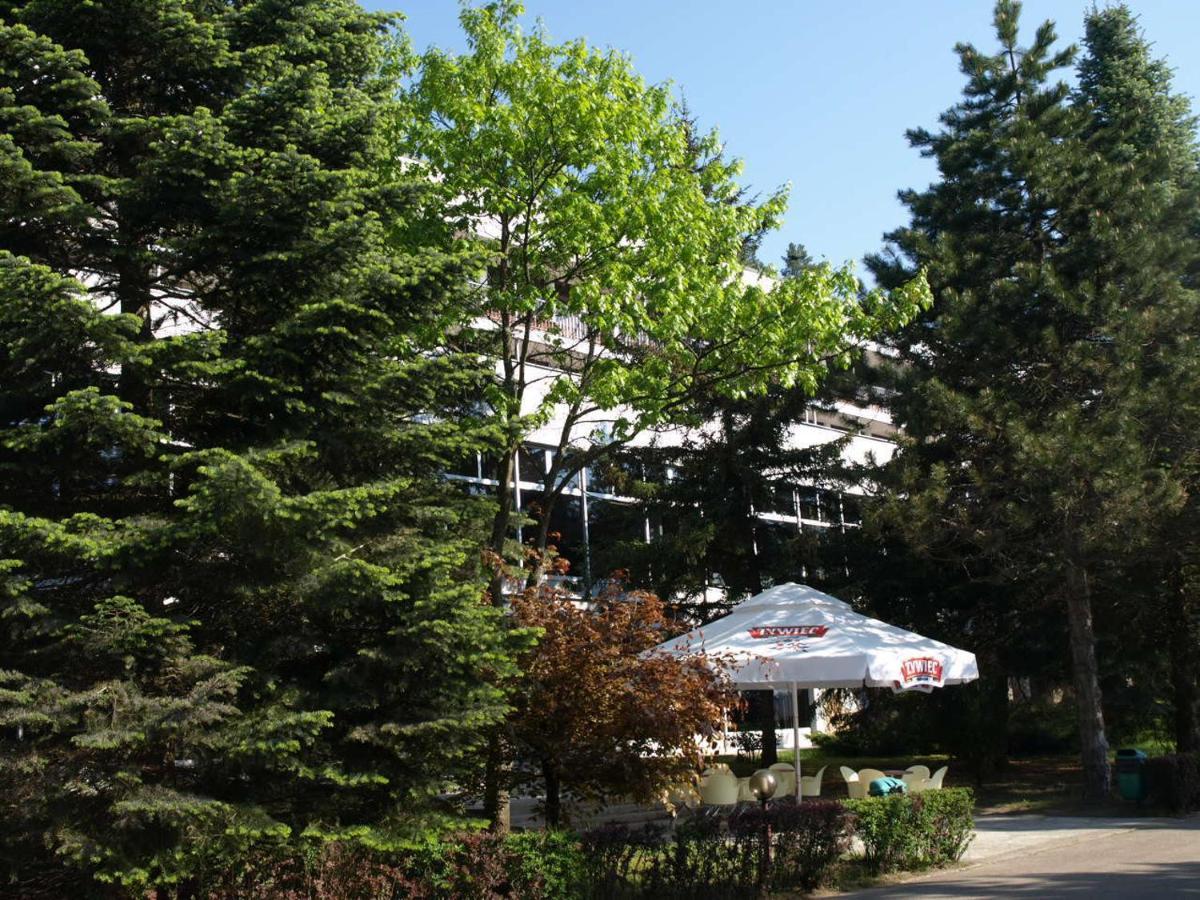 Hotel Kormoran Mierki Екстер'єр фото